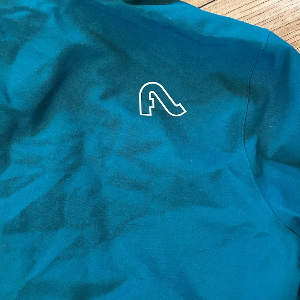 Flylow Ski Jacket - Picture 7 of 10